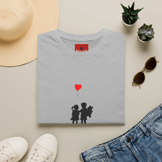Banksy Boy & Girl - Unisex Softstyle T-Shirt