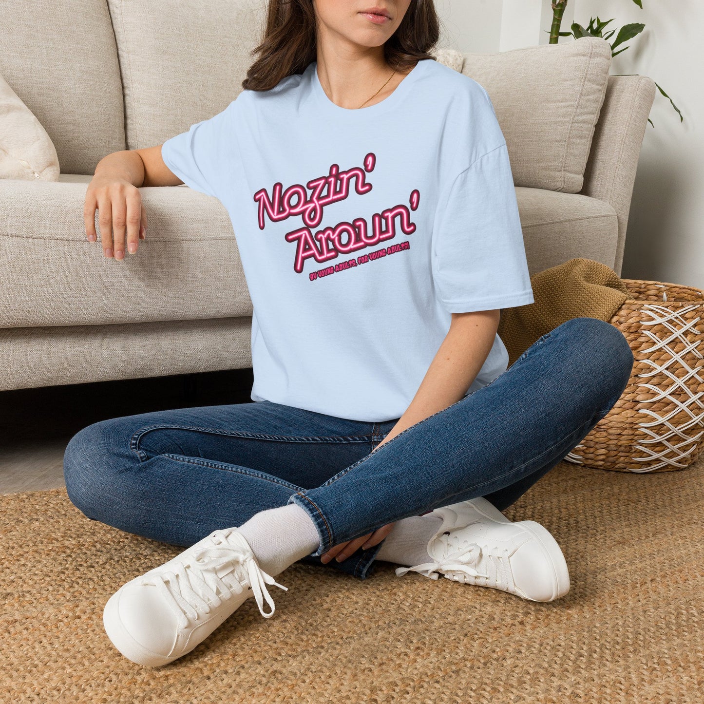 Nozin' Aroun' T‑Shirt — Retro Pink Script Casual Tee