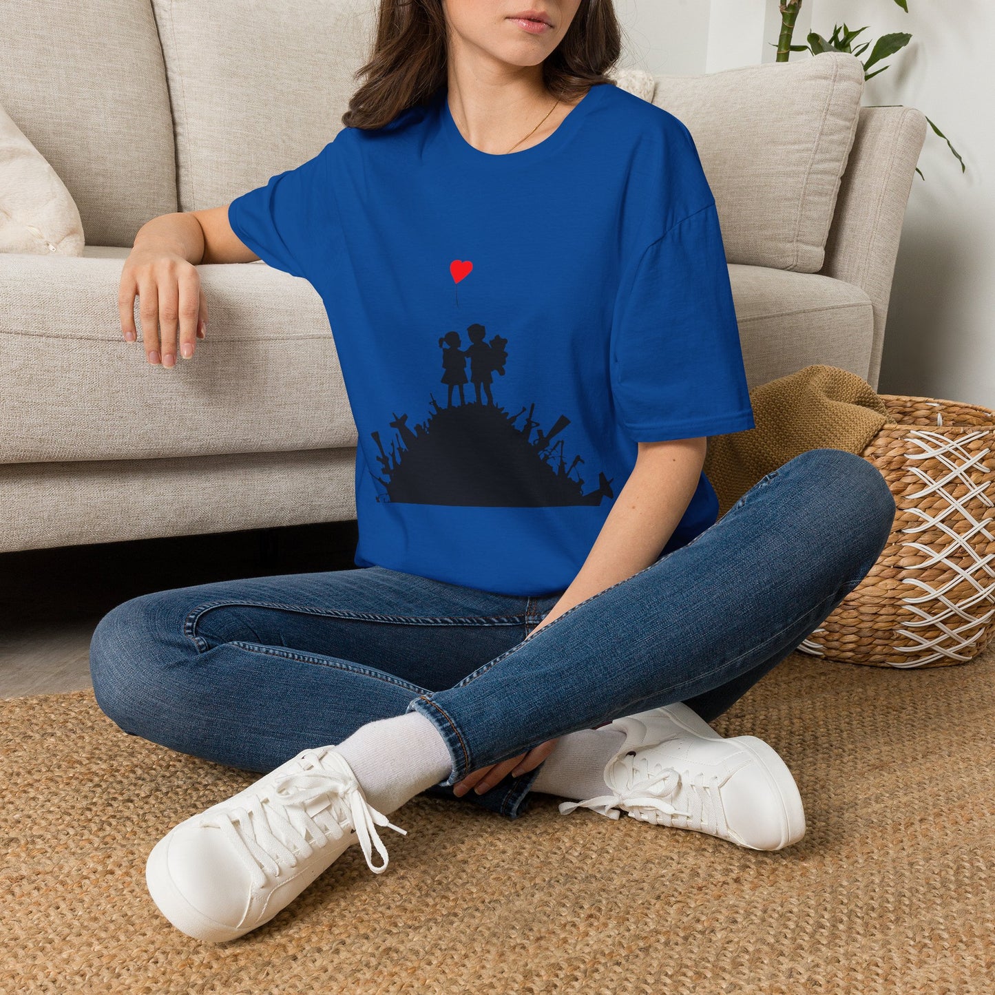Banksy Boy & Girl - Unisex Softstyle T-Shirt