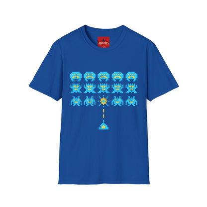 Retro Pixel Space Invaders T-Shirt — Vintage Arcade Gaming Tee