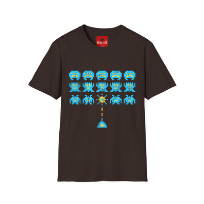 Retro Pixel Space Invaders T-Shirt — Vintage Arcade Gaming Tee