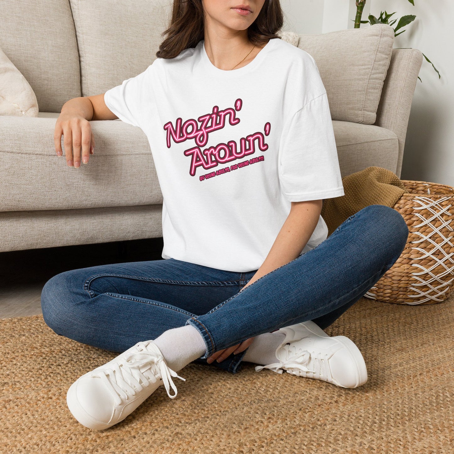 Nozin' Aroun' T‑Shirt — Retro Pink Script Casual Tee
