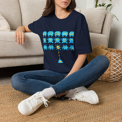 Retro Pixel Space Invaders T-Shirt — Vintage Arcade Gaming Tee