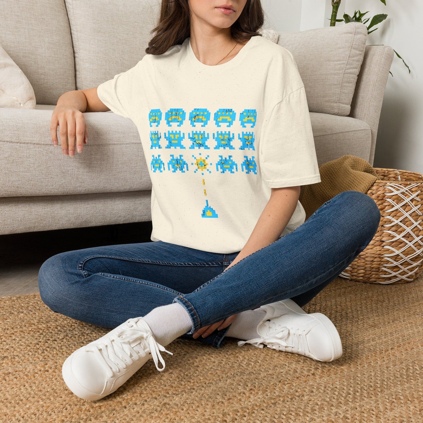 Retro Pixel Space Invaders T-Shirt — Vintage Arcade Gaming Tee