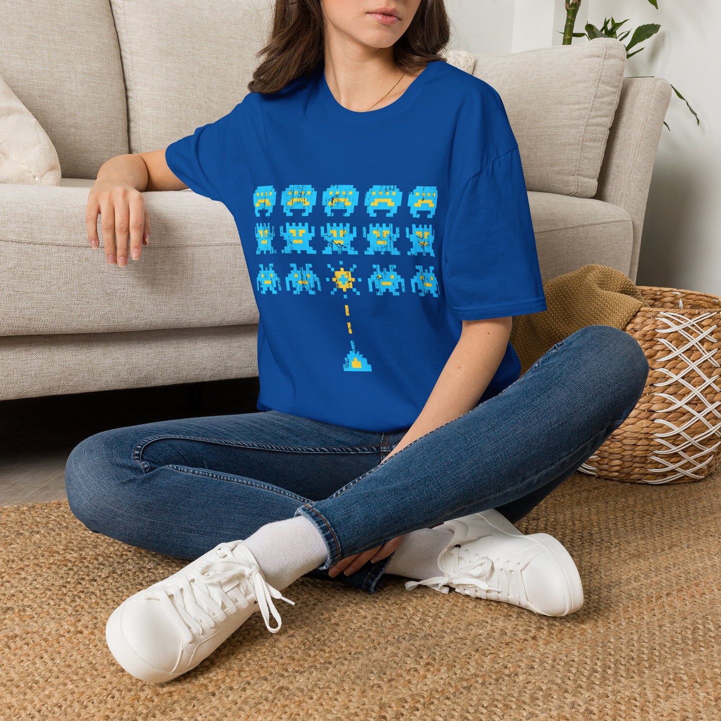Retro Pixel Space Invaders T-Shirt — Vintage Arcade Gaming Tee