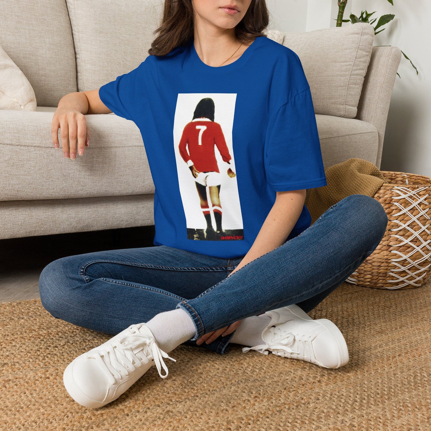 Banksy George Best Soccer Player No.7 Graphic T-Shirt — Retro Football Jersey Illustration