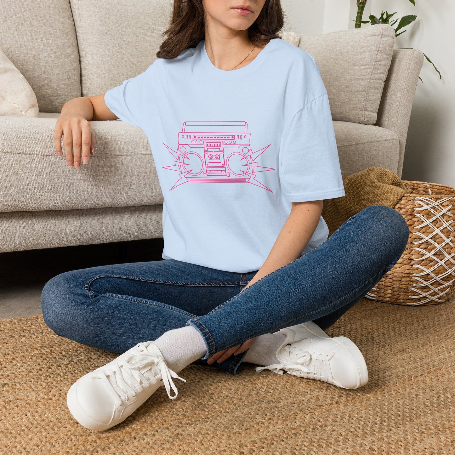 Retro Boombox Tee — Pink Line Art Vintage Radio Graphic T-Shirt