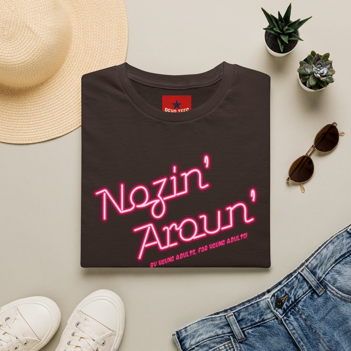Nozin' Aroun' T‑Shirt — Retro Pink Script Casual Tee