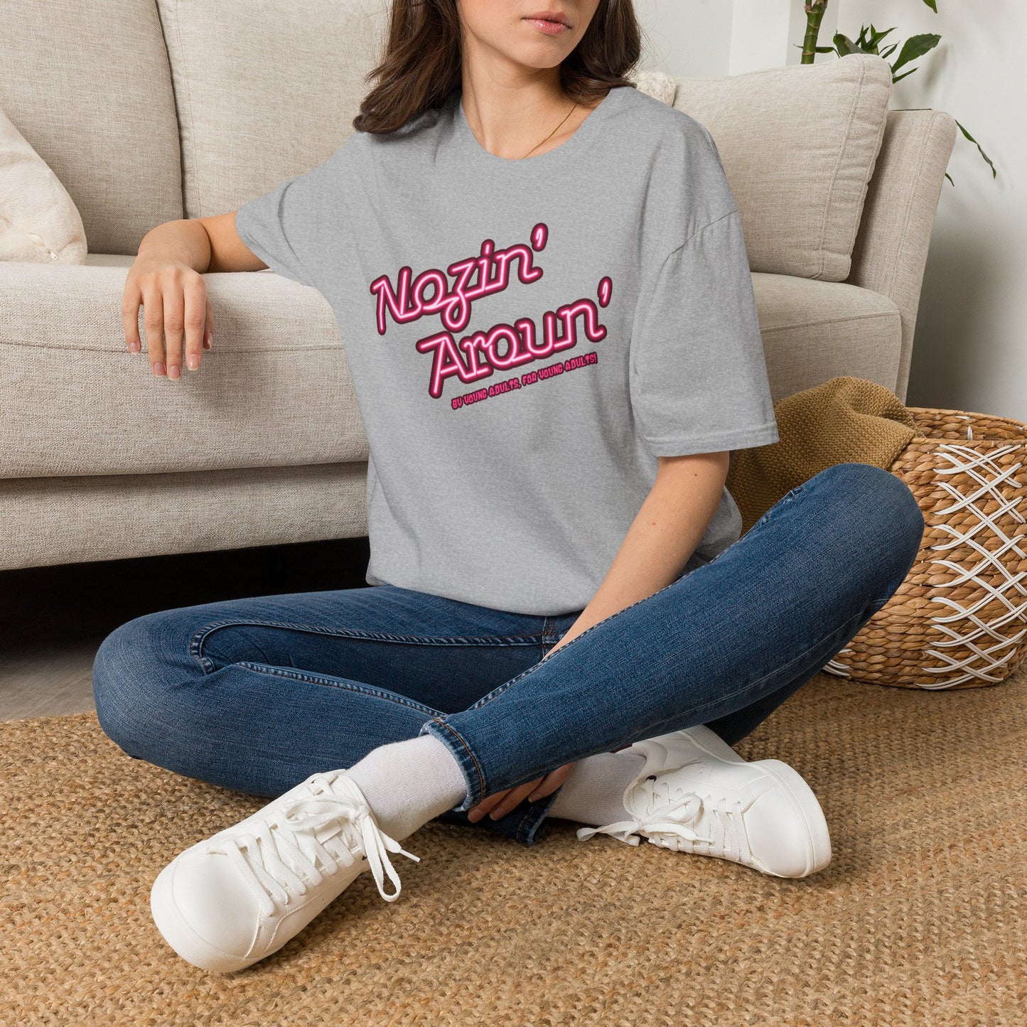 Nozin' Aroun' T‑Shirt — Retro Pink Script Casual Tee